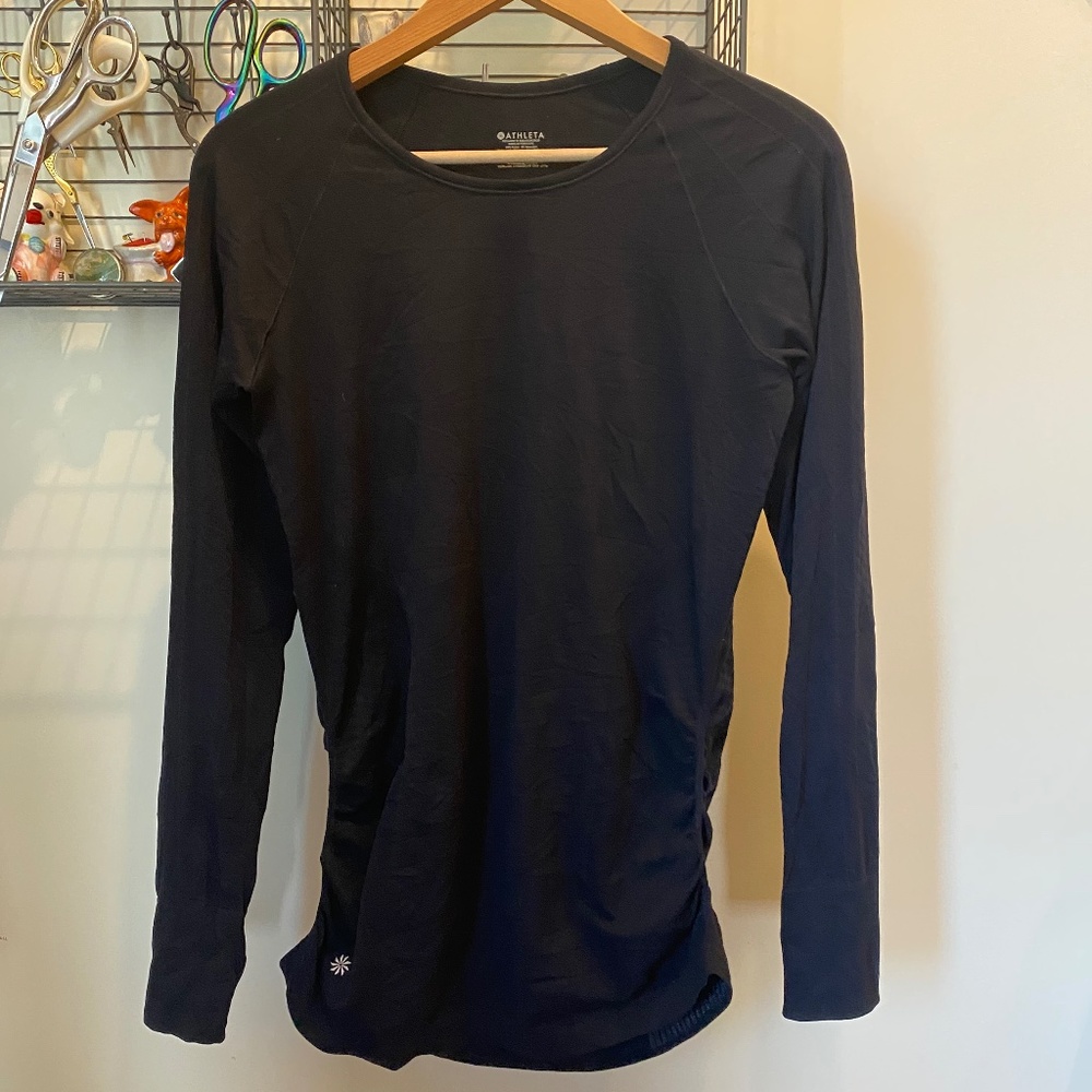 Athleta running shirt